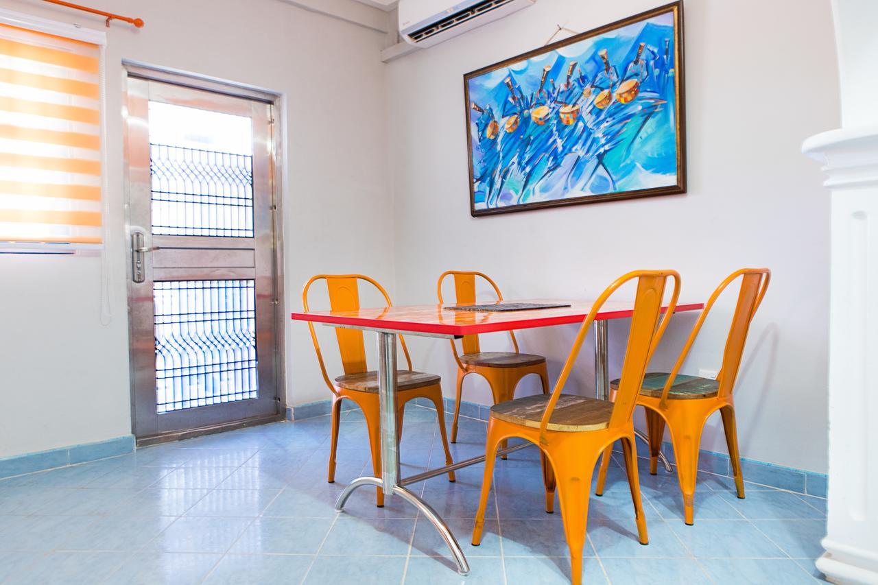 Maxwell Court Apartments Acra Exterior foto