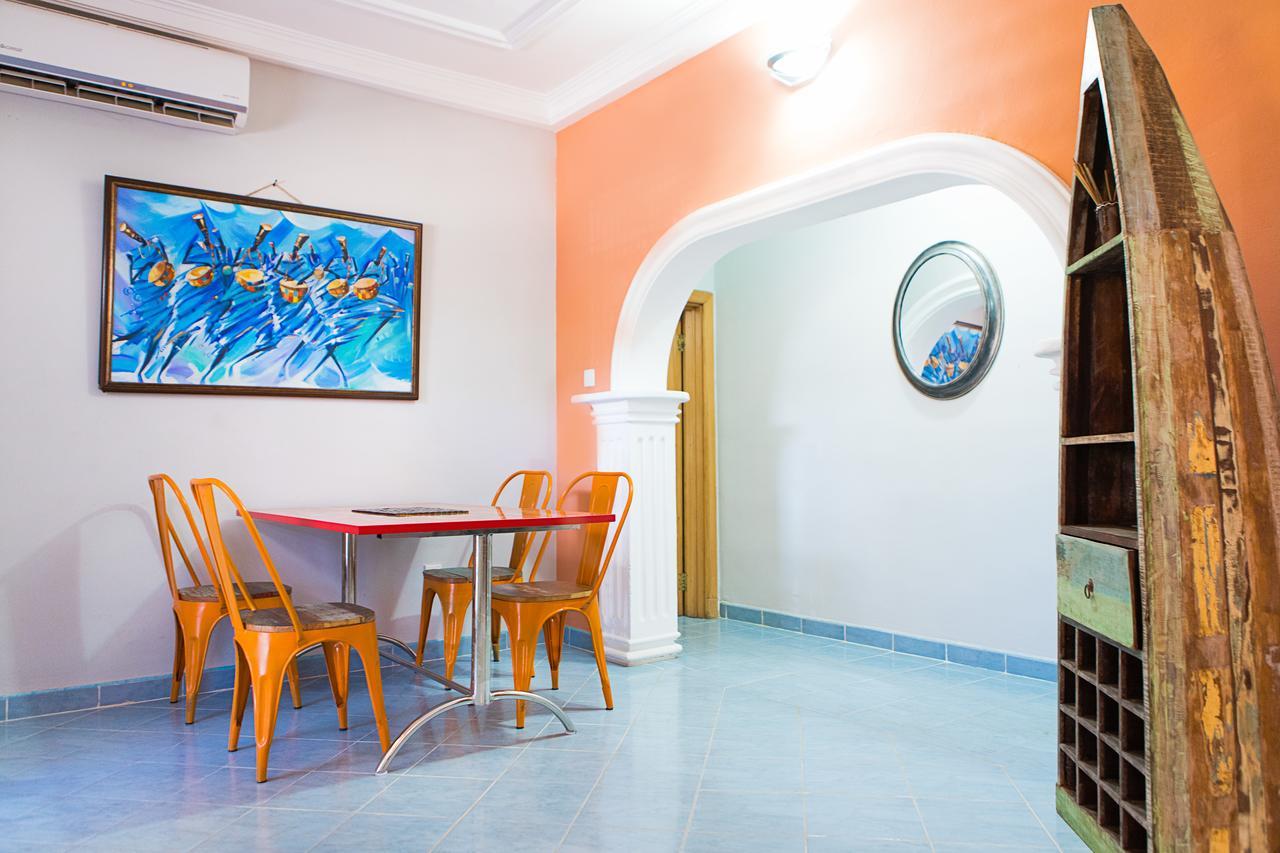 Maxwell Court Apartments Acra Exterior foto