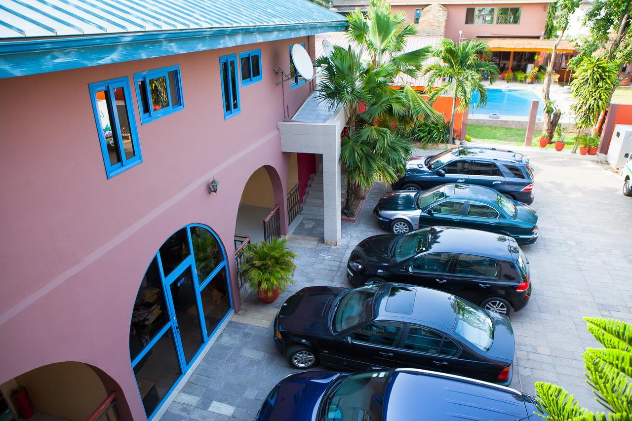Maxwell Court Apartments Acra Exterior foto