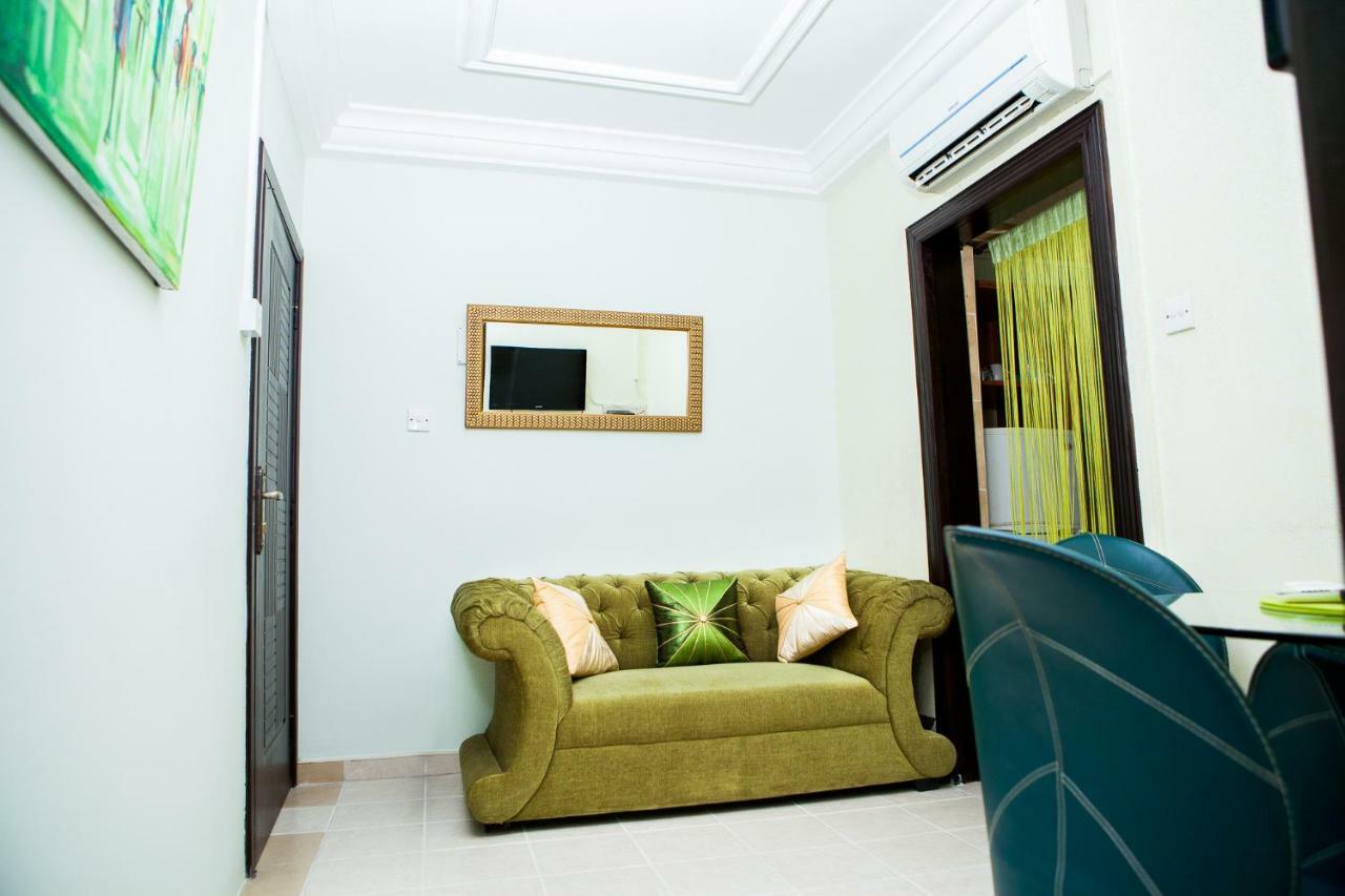 Maxwell Court Apartments Acra Exterior foto